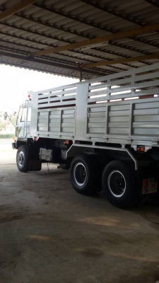 10 ล้อ หลงเครื่อง 220 ห้างแท้