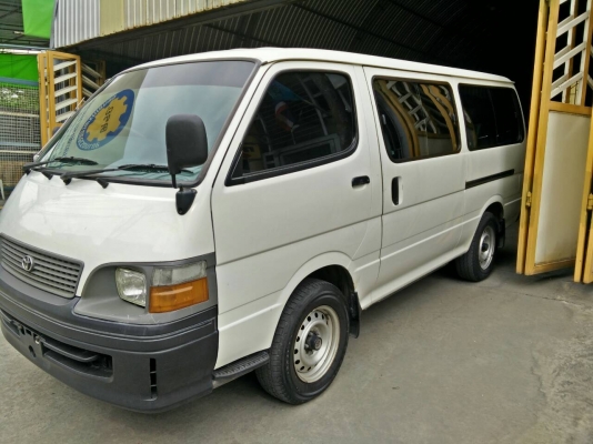 รถตู้หัวจรวดหลังคาเตี้ยเครื่องเบนซิน2RZ2500ฟรีดาวน์