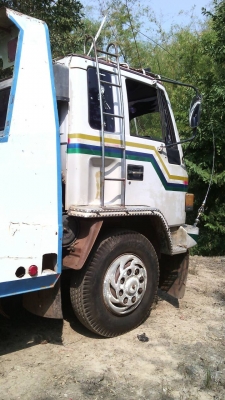 ขายร็อกเล็กเดิมๆคัชซีสวยเครื่อง 195ลงเล่มแล้ว2เพลาราคา 680000ต่อรอง