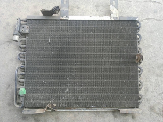 แผงแอร์ BMW E30 ของแท้ ฟิลคอยเยอะถี่มาก ระบายความร้อนดี 1500บาท อยู่ดอนเมืองTEL0890671028