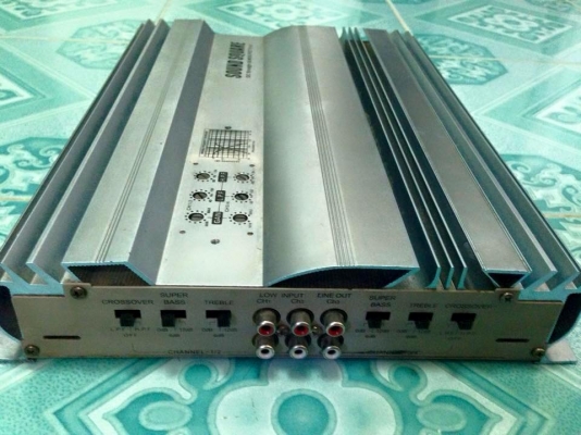 แอมป์4ch ซาวสแคร์ มือสองสภาพดี เสียงดีมากใช้งานปกติ ขาย 1650 บาท