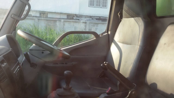 ขายรถดัน Hino Dutro Bu67