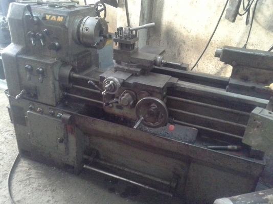 เครื่องกลึง 5 ฟุต YAM 3 เพลา มีเบรค เกียร์บล็อค  เครื่องสภาพเดิมๆสมบูรณ์อยู่แล้วพร้อมใช้งาน ขายถูกๆ
