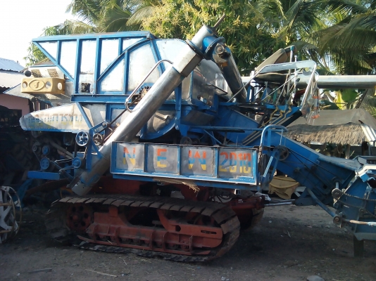 ขายรถเกี่ยวข้าว ไทยเจริญ อุ้ม 2.5 ตัน เครื่อง JO 215 เทอร์โบตัวเดิน 12 ปั้มไดกิ้น 22 ขายรถเกี่ยวข้าว ไทยเจริญ อุ้ม 2.5 ตัน เครื่อง JO 215 เทอร์โบตัวเดิน 12 ปั้มไดกิ้น 22