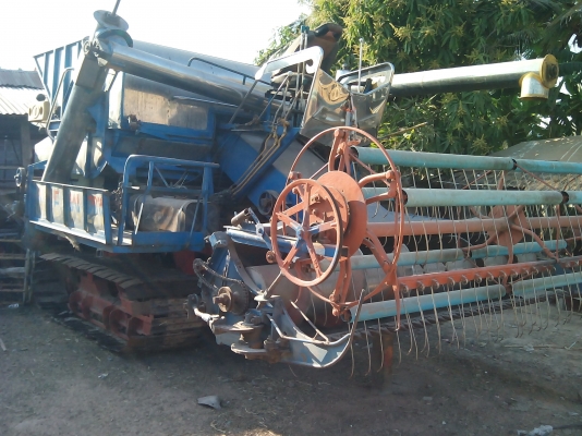 ขายรถเกี่ยวข้าว ไทยเจริญ อุ้ม 2.5 ตัน เครื่อง JO 215 เทอร์โบตัวเดิน 12 ปั้มไดกิ้น 22 ขายรถเกี่ยวข้าว ไทยเจริญ อุ้ม 2.5 ตัน เครื่อง JO 215 เทอร์โบตัวเดิน 12 ปั้มไดกิ้น 22