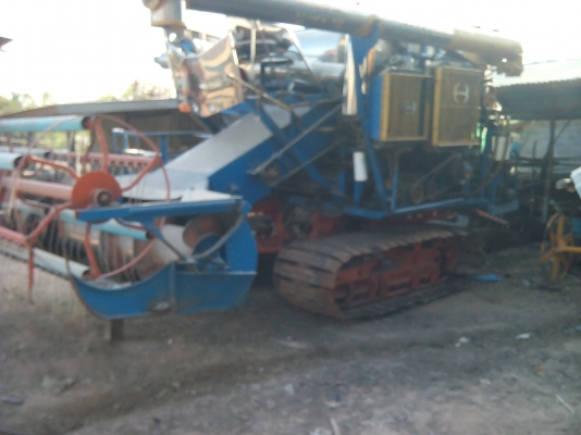 ขายรถเกี่ยวข้าว ไทยเจริญ อุ้ม 2.5 ตัน เครื่อง JO 215 เทอร์โบตัวเดิน 12 ปั้มไดกิ้น 22 ขายรถเกี่ยวข้าว ไทยเจริญ อุ้ม 2.5 ตัน เครื่อง JO 215 เทอร์โบตัวเดิน 12 ปั้มไดกิ้น 22