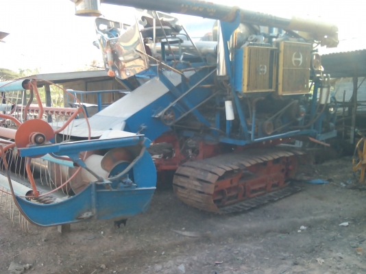 ขายรถเกี่ยวข้าว ไทยเจริญ อุ้ม 2.5 ตัน   เครื่อง JO 215 เทอร์โบตัวเดิน 12 ปั้มไดกิ้น 22