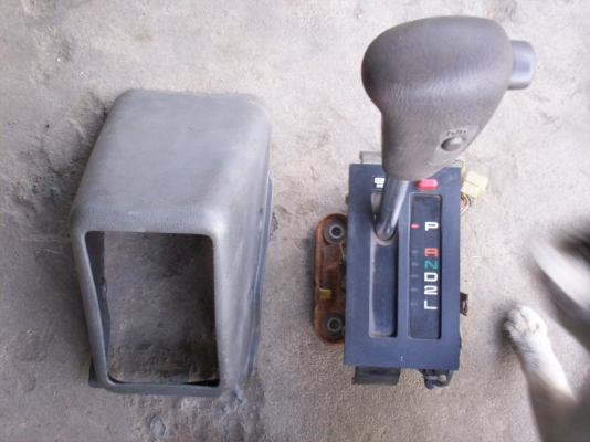 ขาแท่นเครื่อง1000 เพลากลาง1000 คันเกียร์1000 สำหรับหัวจรวดช่วงสั้นที่ต้องการวางเจครับ ใส่ได้เลย เป๊ะ TEL0890671028 อยู่ดอนเมืองครับ