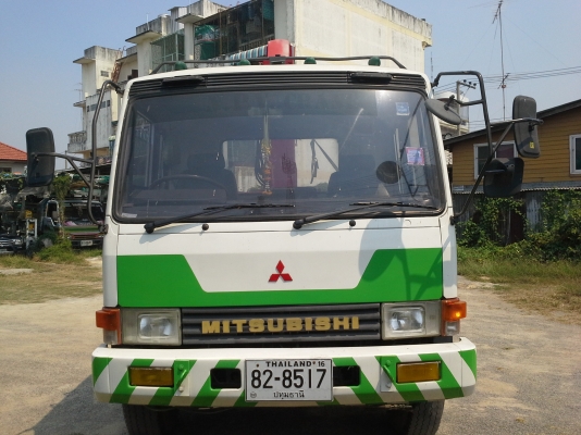 .6 ล้อ MITSUBISHI (รถห้างแท้) ติดเครน UNIC 5 ตัน 4ปอก 3ชัก บูม6เหลี่ยม ท้องV บน-หลัง เครื่อง225แรง โบอินเตอร์ ยาว 7.2 ม. กว้าง 2.4ม. น็อตล้อ8 ยาง 900 ขอบ20 เครื่องดี ยางดี ช่วงล่างใหญ่ ครัทซีใหญ่ ยาวตลอด รถพร้อมใช้งาน ขาย980,000 บาท