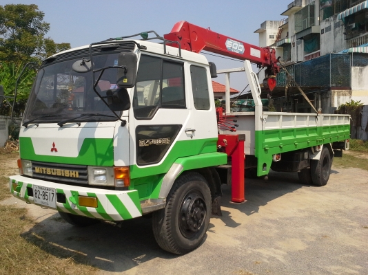 .6 ล้อ MITSUBISHI (รถห้างแท้) ติดเครน UNIC 5 ตัน 4ปอก 3ชัก บูม6เหลี่ยม ท้องV บน-หลัง เครื่อง225แรง โบอินเตอร์ ยาว 7.2 ม. กว้าง 2.4ม. น็อตล้อ8 ยาง 900 ขอบ20 เครื่องดี ยางดี ช่วงล่างใหญ่ ครัทซีใหญ่ ยาวตลอด รถพร้อมใช้งาน ขาย980,000 บาท