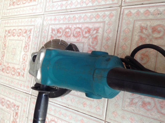 ขายหินเจียรใหญ่ makita ขายหินเจียรใหญ่ makita