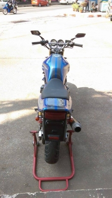 ขายคับ HONDA CB400 ปี93 ของแต่งล้น สีทำใหม่ ท่อแต่ง yoshimura บังโคลนหน้าแต่ง ไฟเลี้ยวแต่ง กันล้ม โซ่สเตอเต็ม แฮนด์บาร์ ยางหน้าหลังเต็ม กระจกแต่ง อินวอยส์ สรรพสามิตร สวยๆ คับ ราคา 59500 บาท ส่งได้ทั่วไทยคับ สนใจติดต่อ 081-0578282 ไอดีไลน์ POPBIGBIKESAKON