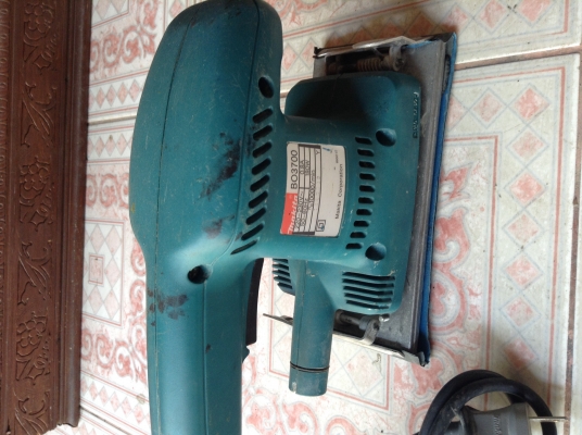 ขายเครื่องขัดกระดาษทรายแบบสั่นmakita