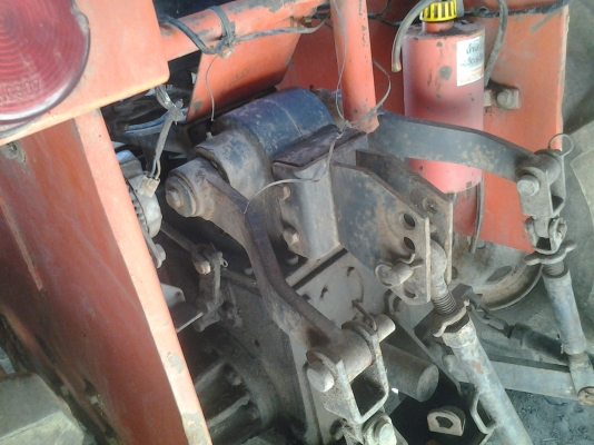 ขายตามสภาพโครงรถไถนังขับสิงสยามแตไม่ได้ให้เครื่องลดเหลือ25000บาท