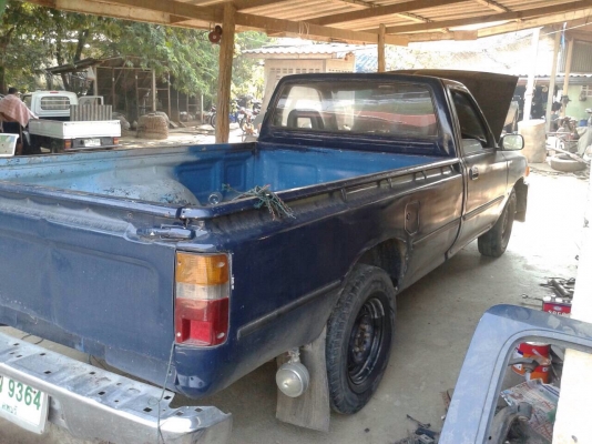 TOYOTA HILUX MIGHTY-X TOYOTA HILUX MIGHTY-X