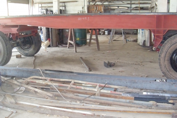 * ขายคัสซีลูกพ่วงยาว 6.50 เมตร ต่อใหม่พร้อมทะเบียน ขาย 180,000.-เดินระบบลม ระบบไฟให้ครบ ติดตั้งบังโคนทั้งสี่ล้อ ติดตั้งกันมอร์เตอไซด์สองชุด