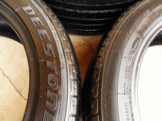 ยางขอบ17 ขนาด215-50 R17ลงพื้นปี14(4เส้น3,400บ)ดอกหนามาก90\% ยางขอบ17 ขนาด215-50 R17ลงพื้นปี14(4เส้น3,400บ)ดอกหนามาก90\%