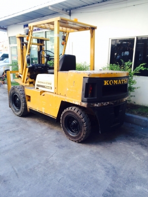 ขายด่วนรถยกโฟค์ลิฟท์ KOMATSU FD-40 4ตัน (รับประกัน 6 เดือน) ขายด่วนรถยกโฟค์ลิฟท์ KOMATSU FD-40 4ตัน (รับประกัน 6 เดือน)