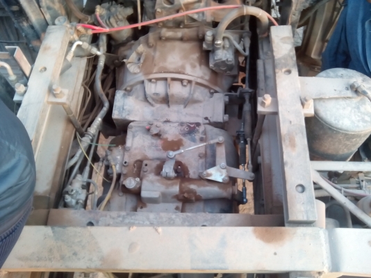 ขาย fuso527 225แรงม้า ปี44 ยูโร1