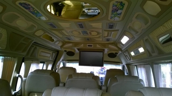 ขายรถตู้ ปี2013 แต่ง VIP ขายรถตู้ ปี2013 แต่ง VIP