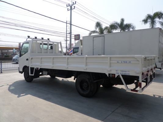 ขายรถบรรทุก 6 ล้อ HINO XZU720R ขายรถบรรทุก 6 ล้อ HINO XZU720R