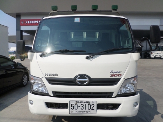 ขายรถบรรทุก 6 ล้อ HINO XZU720R ขายรถบรรทุก 6 ล้อ HINO XZU720R