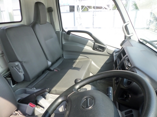 ขายรถบรรทุก 6 ล้อ HINO XZU720R ขายรถบรรทุก 6 ล้อ HINO XZU720R