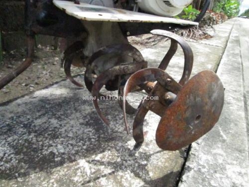 เครื่องพรวนดิน   MITSUBISHI    MM220   รหัสสินค้า : 14001952   หรือเพิ่มเติมไดที่ www.nihonmono.com