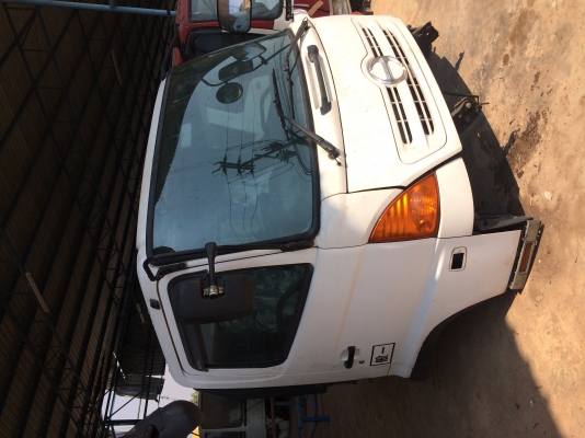 แสงฟ้าเต้นรถ///จำหน่ายหัวเก๋งเก่าญี่ปุ่น ฮีโน่-MEGA ไม่มีแค็ป อุปกรณ์ครบ