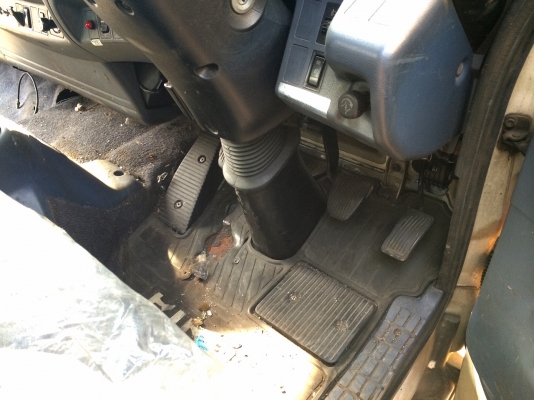 แสงฟ้าเต้นรถ///จำหน่ายหัวเก๋งเก่าญี่ปุ่น ฮีโน่-MEGA ไม่มีแค็ป อุปกรณ์ครบ