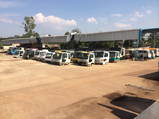 แสงฟ้าเต้นรถ///จำหน่ายหัวเก๋งเก่าญี่ปุ่น ฮีโน่-MEGA ไม่มีแค็ป อุปกรณ์ครบ