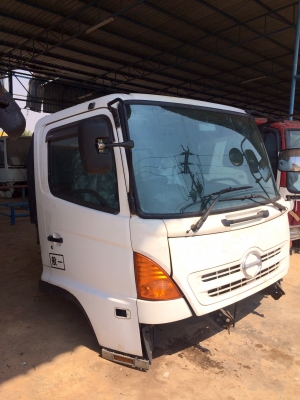 แสงฟ้าเต้นรถ///จำหน่ายหัวเก๋งเก่าญี่ปุ่น ฮีโน่-MEGA ไม่มีแค็ป อุปกรณ์ครบ