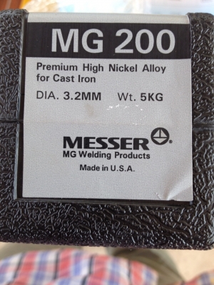 ขายลวดเชื่อมไฟฟ้ากล่องละ10000บาทคับ มี2กล่องครับขายถูกๆ