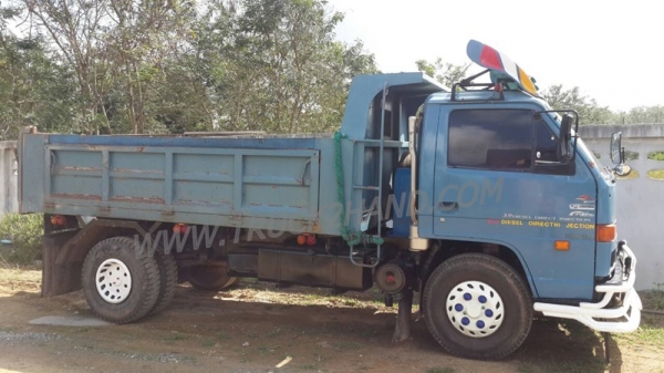 รถบรรทุก 6 ล้อดัมพ์ ISUZU  115 แรงม้า