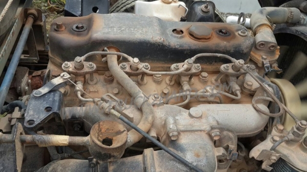 รถบรรทุก 6 ล้อดัมพ์ ISUZU 115 แรงม้า รถบรรทุก 6 ล้อดัมพ์ ISUZU 115 แรงม้า