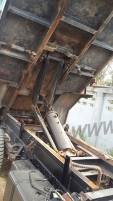 รถบรรทุก 6 ล้อดัมพ์ ISUZU 115 แรงม้า รถบรรทุก 6 ล้อดัมพ์ ISUZU 115 แรงม้า