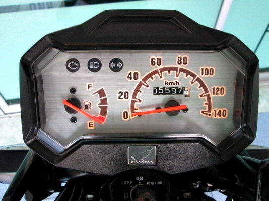 ZOOMER สีดำ ตัวท๊อป คอมบายเบลก รถเดือน สิงหาคม ปี 56 ไมล์ 5 พันโล แถม 3 รายการ 38900 ZOOMER สีดำ ตัวท๊อป คอมบายเบลก รถเดือน สิงหาคม ปี 56 ไมล์ 5 พันโล แถม 3 รายการ 38900