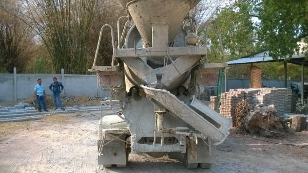 ขายรถโม่ปูน 2.5 คิว เอกสารสัญญาซื้อขาย ISUZU NRR เครื่อง 6BG1 175 แรงม้า เกียร์ใหญ่ F หน้า-หลัง พวงมาลัยพาวเวอร์ ราคาต่อรองได้ ขายรถโม่ปูน 2.5 คิว เอกสารสัญญาซื้อขาย ISUZU NRR เครื่อง 6BG1 175 แรงม้า เกียร์ใหญ่ F หน้า-หลัง พวงมาลัยพาวเวอร์ ราคาต่อรองได้