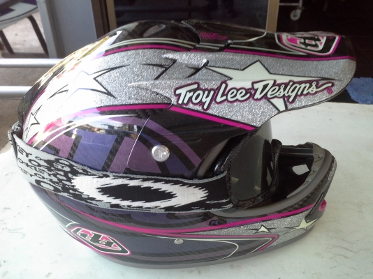 หมวกใหม่น้ำหนักเบา