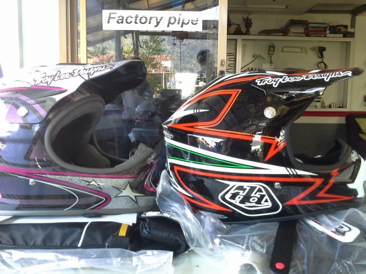 หมวกใหม่น้ำหนักเบา