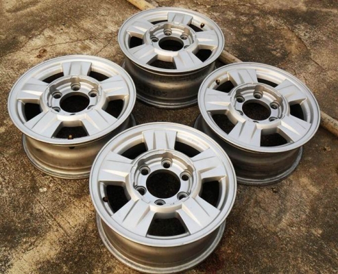 แม็กแท้ ขอบ15-6รู139(4วง3,600บ.)