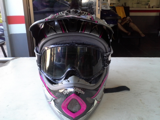 หมวกมือสองครับ troy lee designs