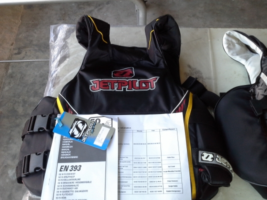 หมวกมือสองครับ troy lee designs