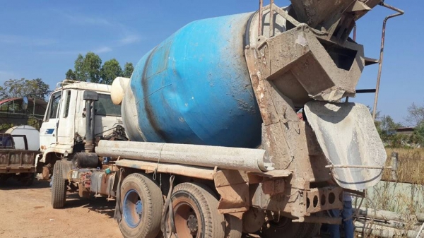 ขายรถโม่ปูน NISSAN UD โม่ตรง7คิว คัชซีCW430H เครื่อง230แรง ปี40 เครื่องดี คัชซีดี ระบบโม่ทำงานดี สภาพพร้อมใช้ เอกสารพร้อมโอน จัดไฟแนนซ์ได้ เงื่อนไขง่ายๆวันเดียวรับรถ สนใจโทร 090-8588220คุณนะ ID:narong498 หรือ www.truck.in.th/498 หรือfb:ณรงค์ ซื้อขายรถมือส ขายรถโม่ปูน NISSAN UD โม่ตรง7คิว คัชซีCW430H เครื่อง230แรง ปี40 เครื่องดี คัชซีดี ระบบโม่ทำงานดี สภาพพร้อมใช้ เอกสารพร้อมโอน จัดไฟแนนซ์ได้ เงื่อนไขง่ายๆวันเดียวรับรถ สนใจโทร 090-8588220คุณนะ ID:narong498 หรือ www.truck.in.th/498 หรือfb:ณรงค์ ซื้อขายรถมือส