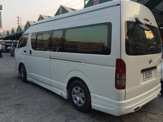 ขาย รถตู้ commuter vvti ปี 09 เกียmt 2.7 ขาย รถตู้ commuter vvti ปี 09 เกียmt 2.7