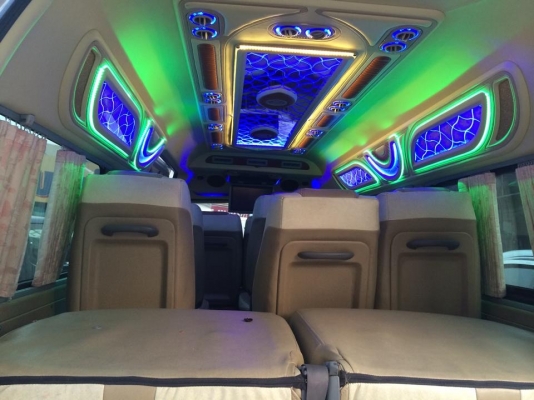 ขาย รถตู้ commuter vvti ปี 09 เกียmt 2.7 ขาย รถตู้ commuter vvti ปี 09 เกียmt 2.7