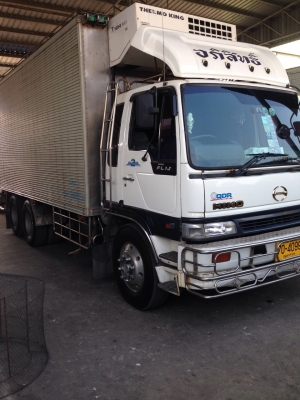 ขายHINO ZUMO 226 ยกเครื่องเมก้า220แรงใหม่ เพิ่งยกได้ไม่กี่เดือน ขายพร้อมเครื่องทำความเย็น -25ได้ครับ