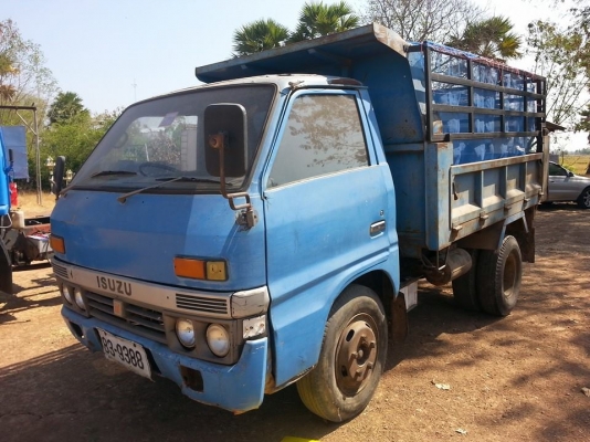 ขาย6ล้อดั้ม ISUZU TL เครื่องดี แคชซีสวย สภาพพร้อมใช้งาน เอกสารพร้อมโอน  สนใจโทร 090-8588220คุณนะ 093-3258446คุณบิวตี้ ID:narong498 หรือ www.truck.in.th/498 หรือfb:ณรงค์ ซื้อขายรถมือสอง (เว็บไซต์ส่วนตัว)