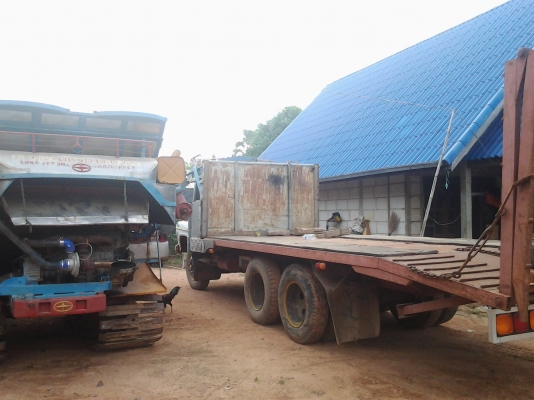 เทลเลอร์ 2 เพลา ทะเบียนพร้อมโอน ราคา  350000 ต่อรอง ภายในอาทิตย์นี้เท่านั้น