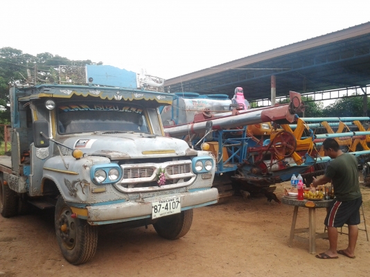 เทลเลอร์ 2 เพลา ทะเบียนพร้อมโอน ราคา  350000 ต่อรอง ภายในอาทิตย์นี้เท่านั้น